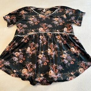 Mittoshop Green Floral Top with Crochet Lace Details